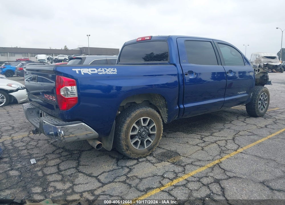 2015 TOYOTA TUNDRA SR5 5.7L V8 VIN: 5TFDW5F13FX418842