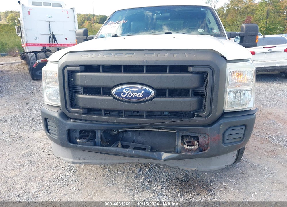 2011 FORD F-250 XL VIN: 1FT7X2BT8BEA81638
