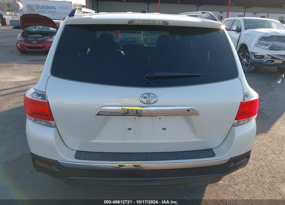 2013 TOYOTA HIGHLANDER LIMITED V6 VIN: 5TDYK3EH4DS104622
