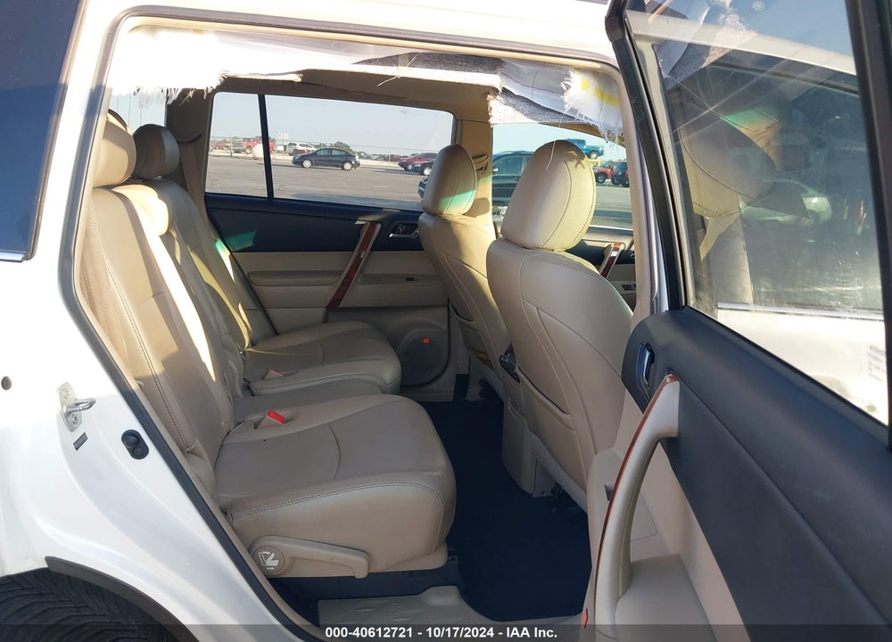 2013 TOYOTA HIGHLANDER LIMITED V6 VIN: 5TDYK3EH4DS104622