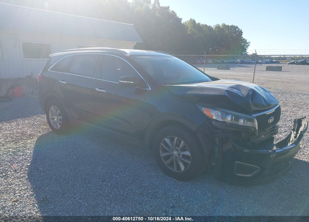 2016 KIA SORENTO 2.4L LX VIN: 5XYPG4A30GG005665