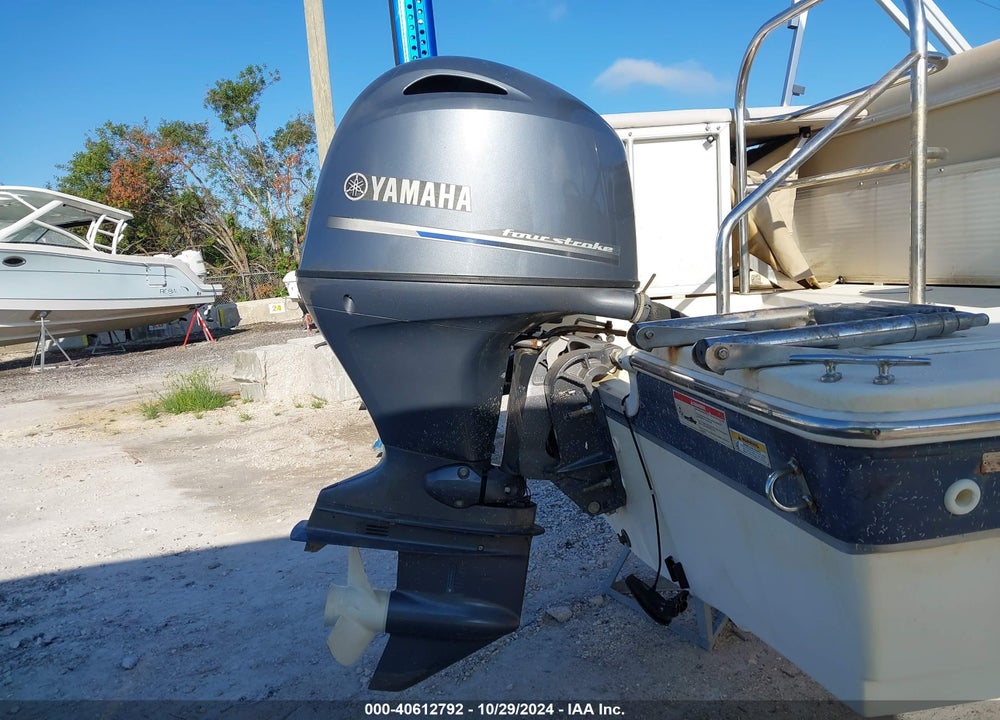 2017 HURRICANE OTHER VIN: GDY36813G617