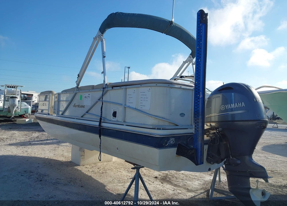 2017 HURRICANE OTHER VIN: GDY36813G617