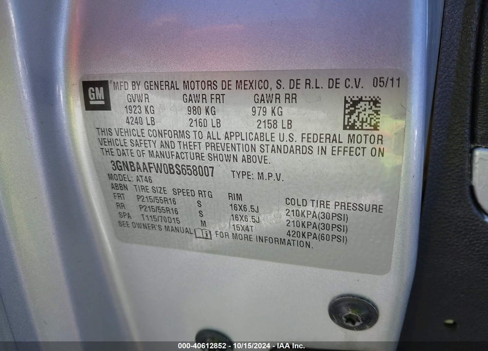 2011 CHEVROLET HHR LS VIN: 3GNBAAFW0BS658007