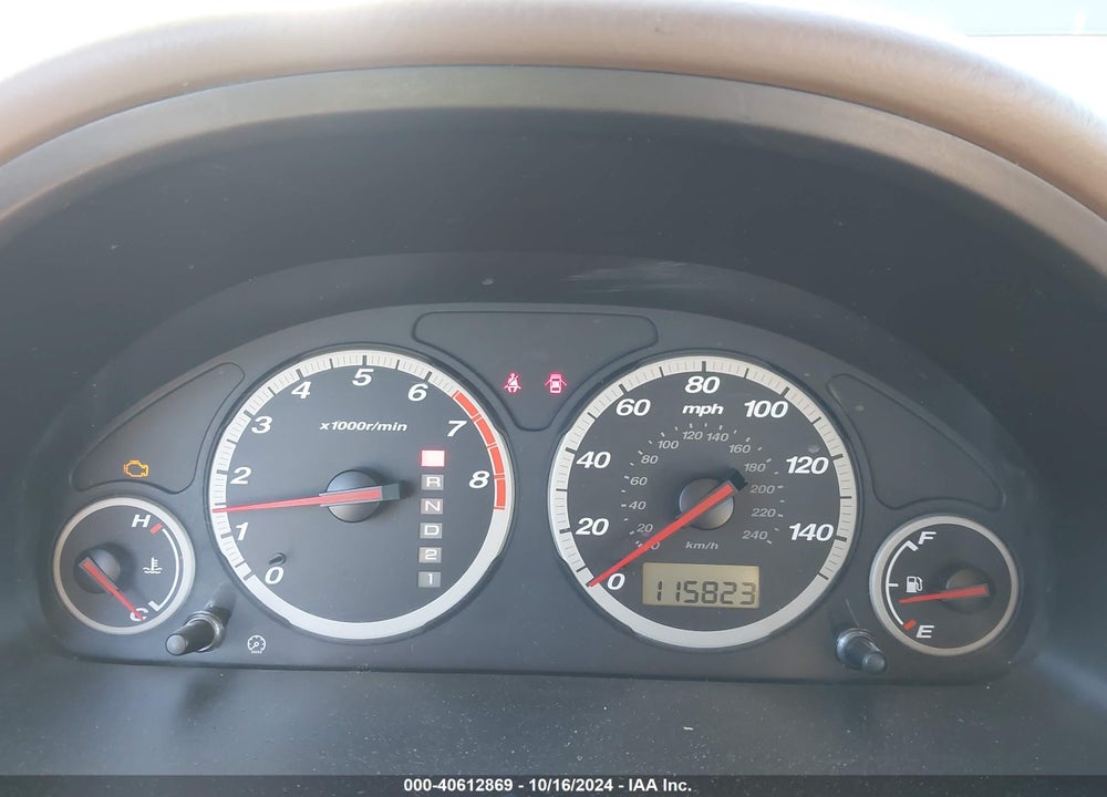2003 HONDA CR-V LX VIN: JHLRD684X3C005220