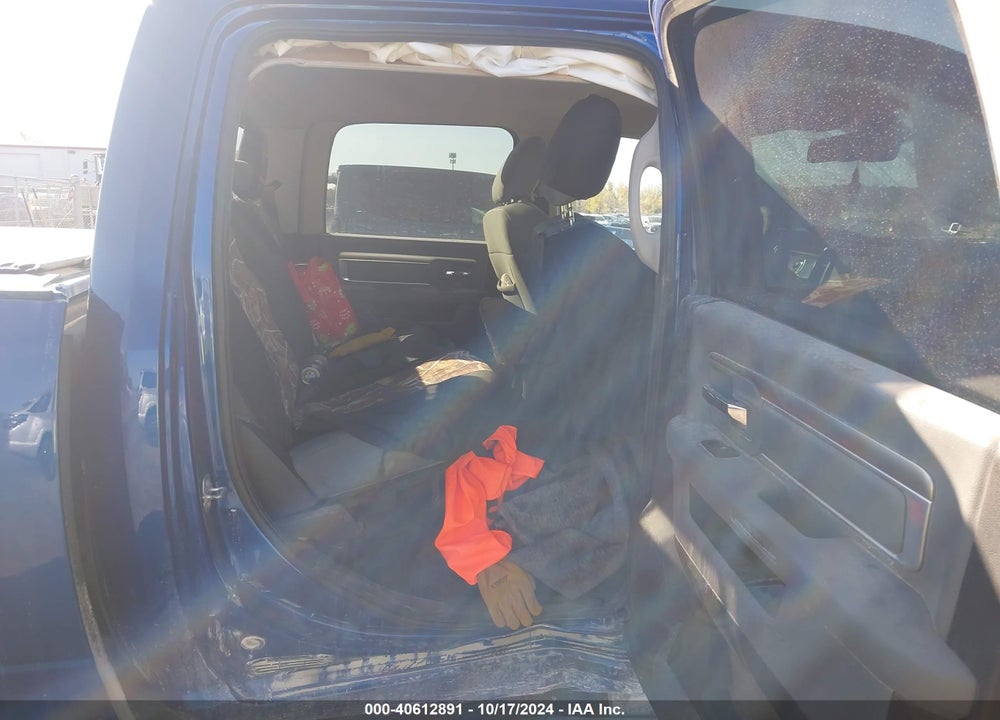 2017 RAM 1500 VIN: 3C6RR7LT3HG575297