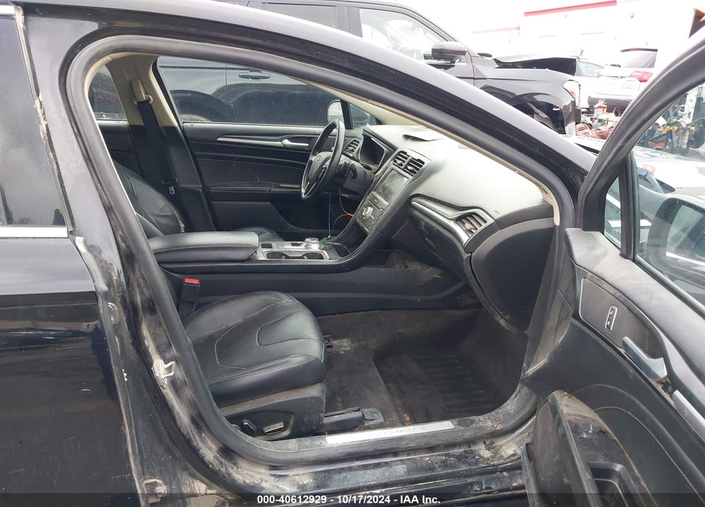2019 FORD FUSION TITANIUM VIN: 3FA6P0D94KR110525