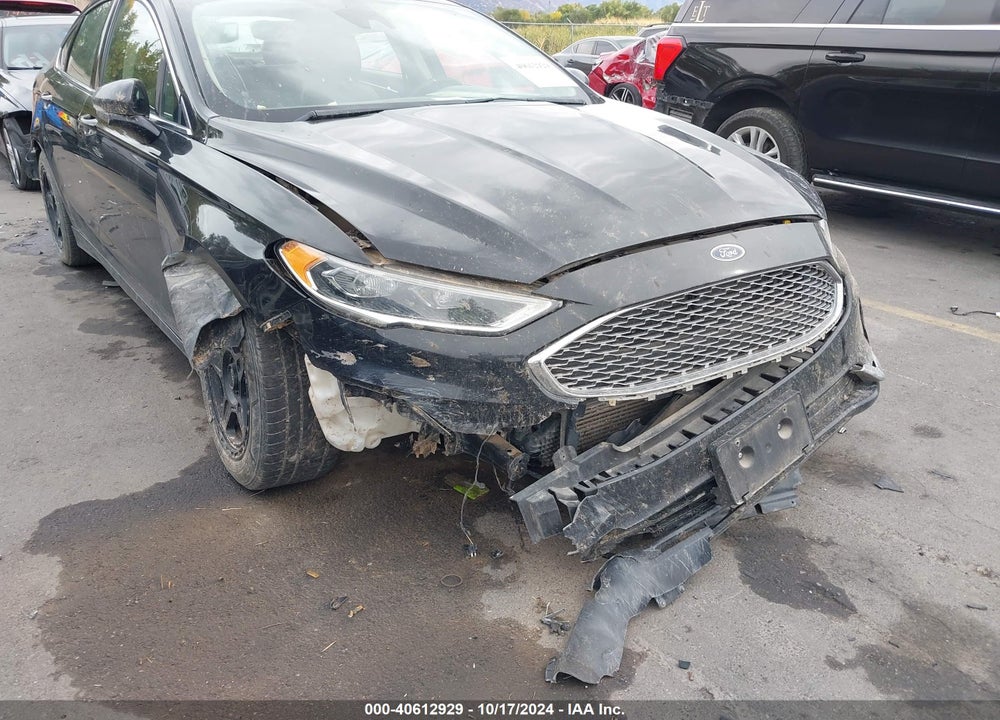 2019 FORD FUSION TITANIUM VIN: 3FA6P0D94KR110525