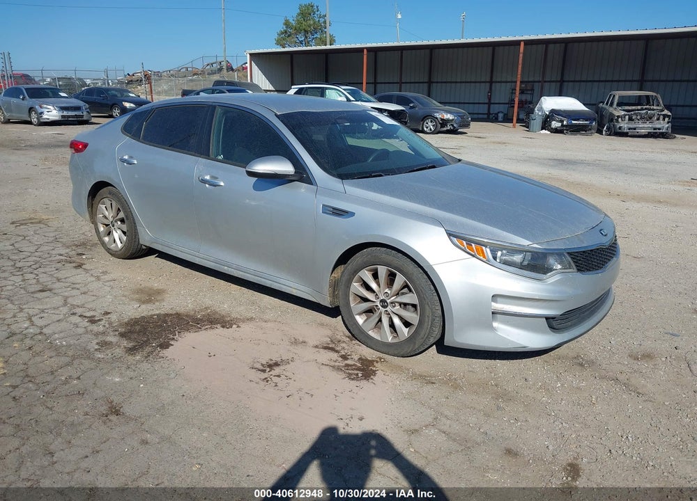 2016 KIA OPTIMA LX VIN: 5XXGT4L32GG037594
