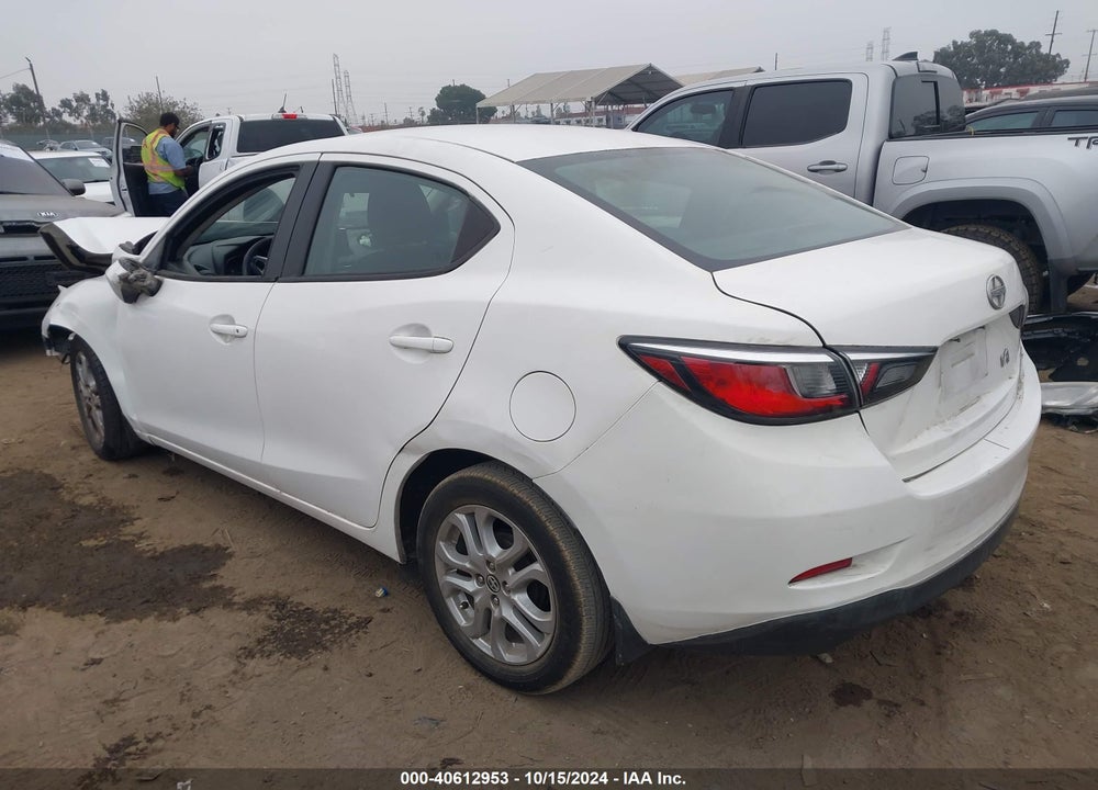2016 TOYOTA SCION IA VIN: 3MYDLBZV1GY126694