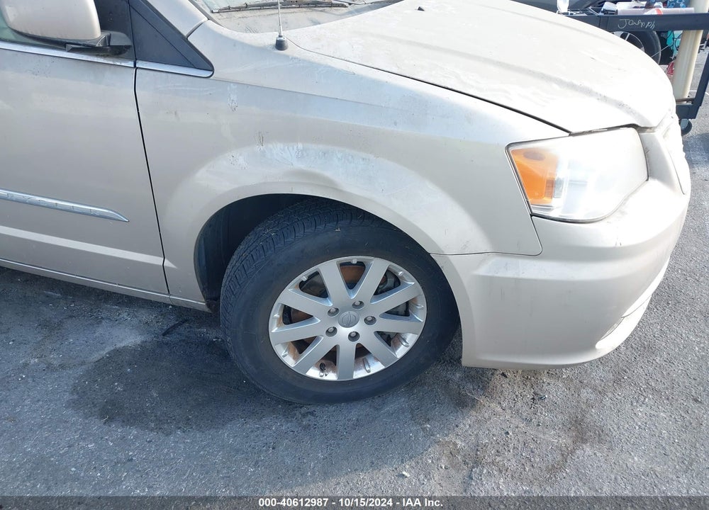 2014 CHRYSLER TOWN & COUNTRY TOURING VIN: 2C4RC1BG8ER271139