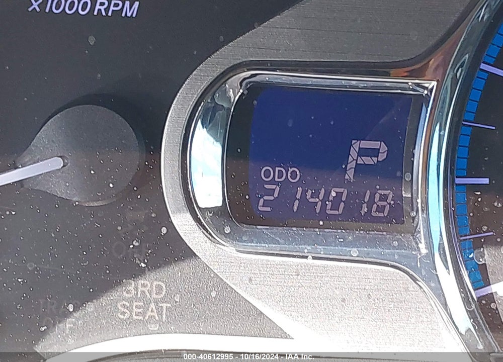 2013 TOYOTA SIENNA XLE V6 8 PASSENGER VIN: 5TDYK3DC4DS313428