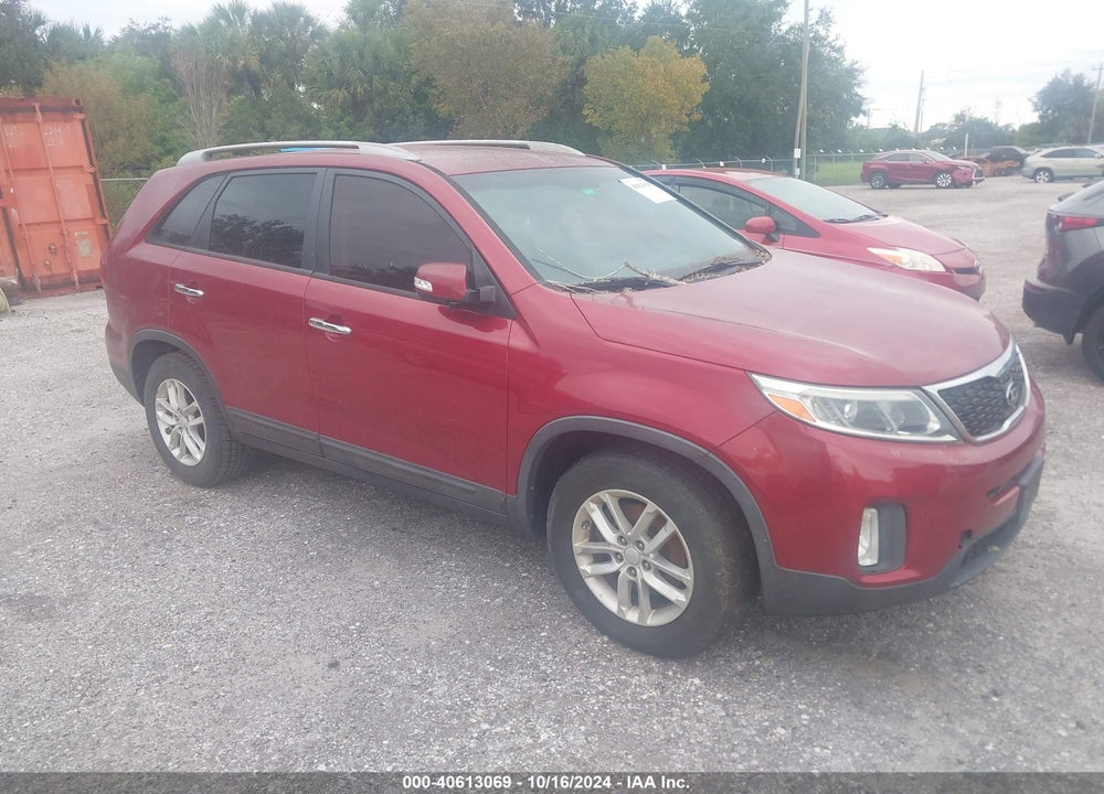 2015 KIA SORENTO LX VIN: 5XYKT4A6XFG646384