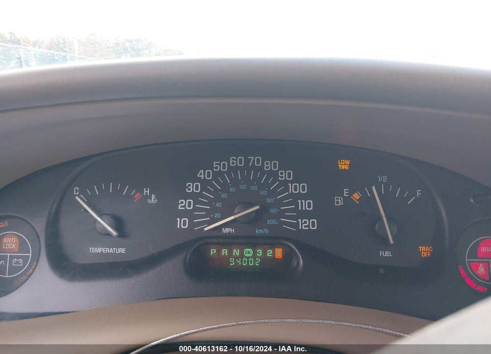 2000 BUICK CENTURY CUSTOM VIN: 2G4WS52J8Y1200885