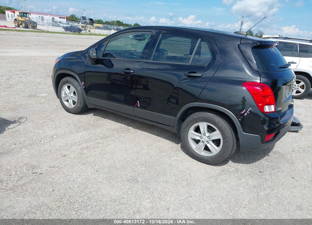 2019 CHEVROLET TRAX LS VIN: 3GNCJKSB5KL403375