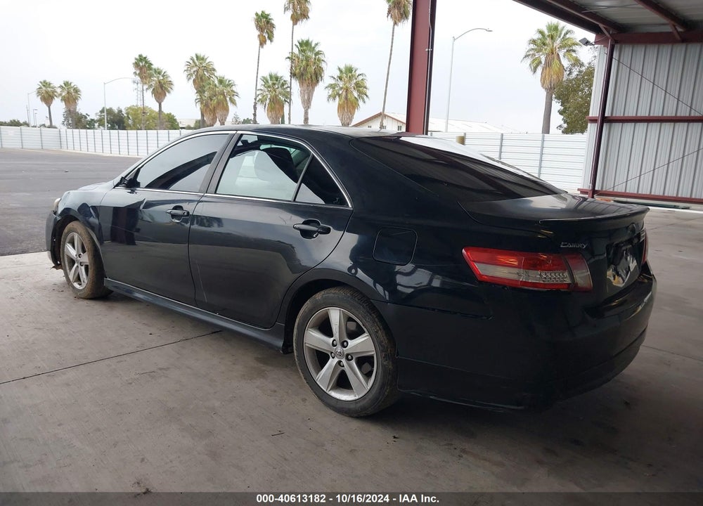 2011 TOYOTA CAMRY SE VIN: 4T1BF3EKXBU777425