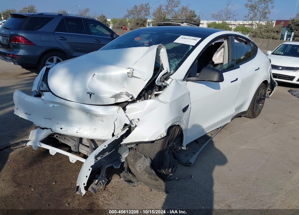 2021 TESLA MODEL Y LONG RANGE DUAL MOTOR ALL-WHEEL DRIVE VIN: 5YJYGAEE4MF213260