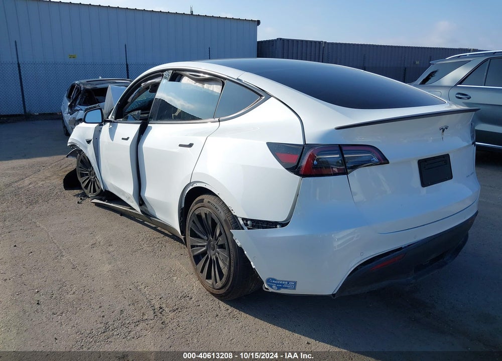 2021 TESLA MODEL Y LONG RANGE DUAL MOTOR ALL-WHEEL DRIVE VIN: 5YJYGAEE4MF213260