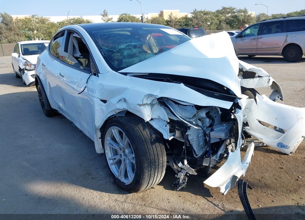 2021 TESLA MODEL Y LONG RANGE DUAL MOTOR ALL-WHEEL DRIVE VIN: 5YJYGAEE4MF213260