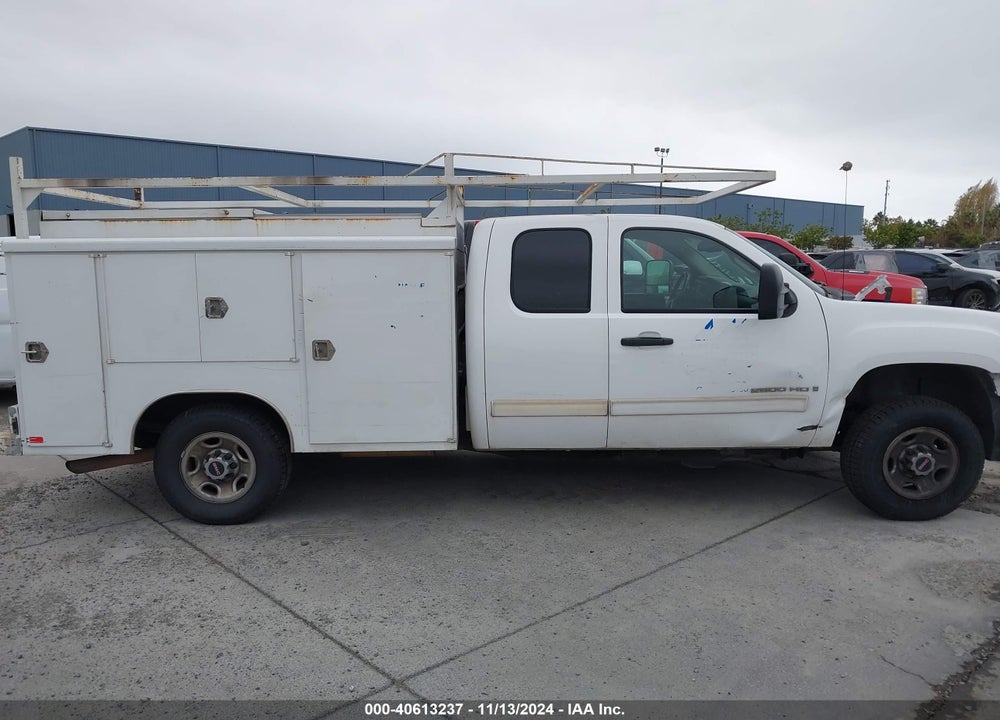 2009 GMC SIERRA 2500HD SLE VIN: 1GTHC59K69E106741
