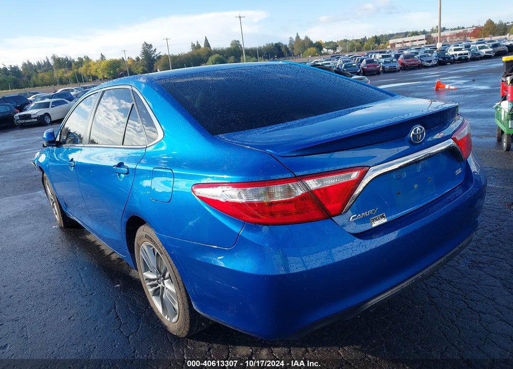 2017 TOYOTA CAMRY SE VIN: 4T1BF1FK8HU625896
