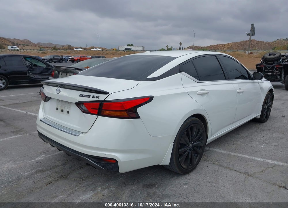 2022 NISSAN ALTIMA SR FWD VIN: 1N4BL4CV1NN350106