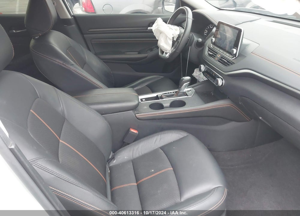 2022 NISSAN ALTIMA SR FWD VIN: 1N4BL4CV1NN350106