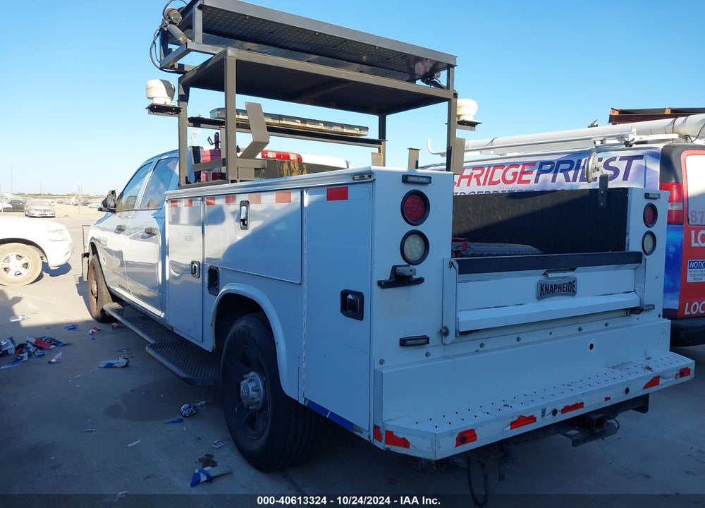 2017 RAM 2500 TRADESMAN 4X2 8' BOX VIN: 3C6TR4HT8HG763245