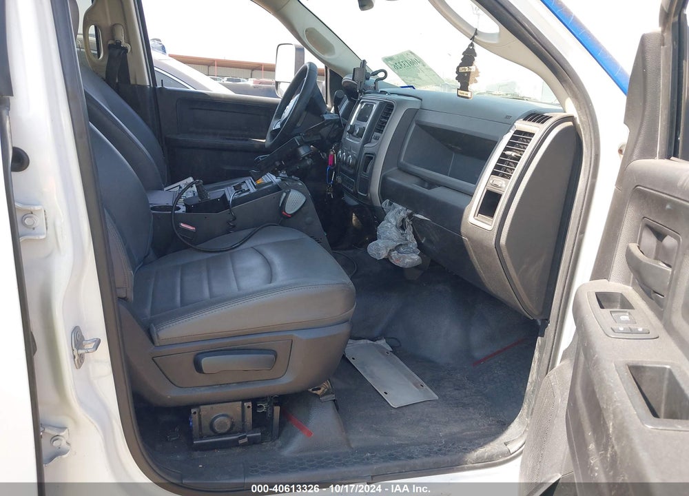 2018 RAM 2500 TRADESMAN 4X2 8' BOX VIN: 3C7WR4HJ9JG169535