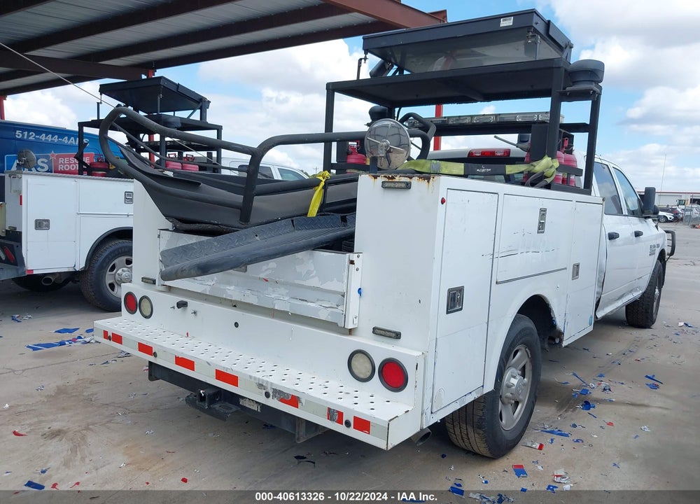 2018 RAM 2500 TRADESMAN 4X2 8' BOX VIN: 3C7WR4HJ9JG169535