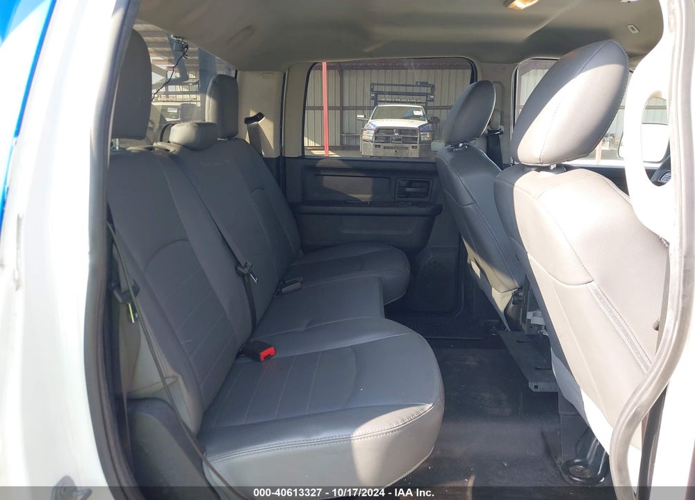 2018 RAM 2500 TRADESMAN 4X2 8' BOX VIN: 3C7WR4HJ3JG211147