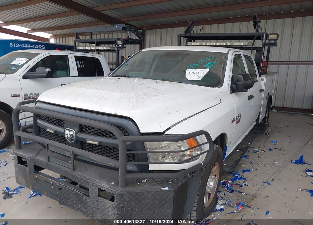 2018 RAM 2500 TRADESMAN 4X2 8' BOX VIN: 3C7WR4HJ3JG211147