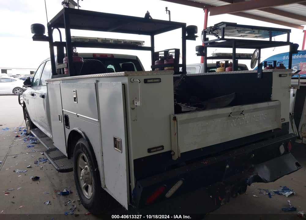2018 RAM 2500 TRADESMAN 4X2 8' BOX VIN: 3C7WR4HJ3JG211147