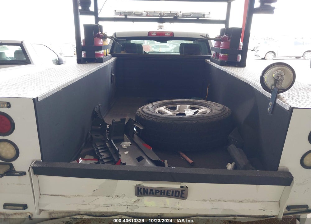 2018 RAM 2500 TRADESMAN 4X2 8' BOX VIN: 3C7WR4HJ3JG172690