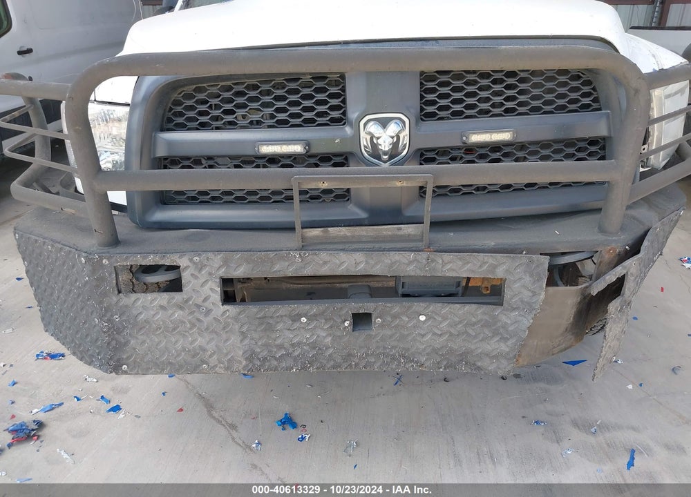2018 RAM 2500 TRADESMAN 4X2 8' BOX VIN: 3C7WR4HJ3JG172690