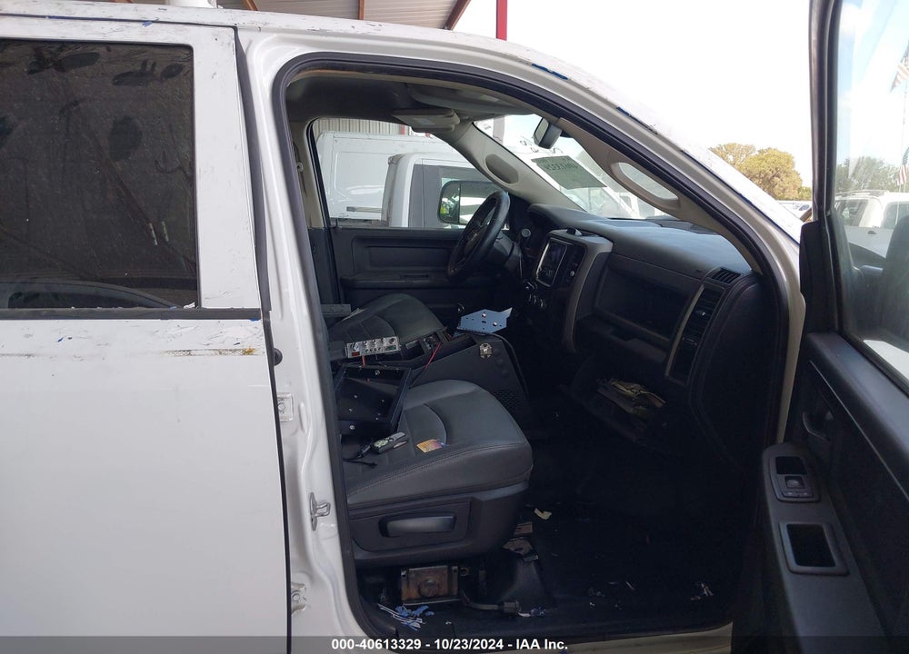 2018 RAM 2500 TRADESMAN 4X2 8' BOX VIN: 3C7WR4HJ3JG172690