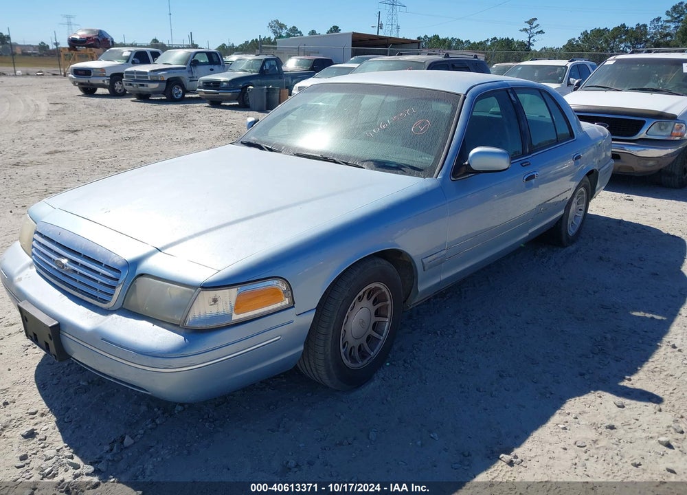 2001 FORD CROWN VICTORIA LX VIN: 2FAFP74W51X133911