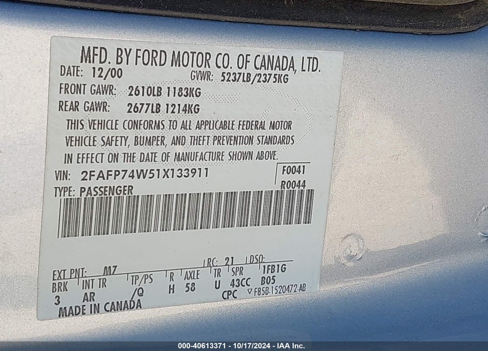 2001 FORD CROWN VICTORIA LX VIN: 2FAFP74W51X133911
