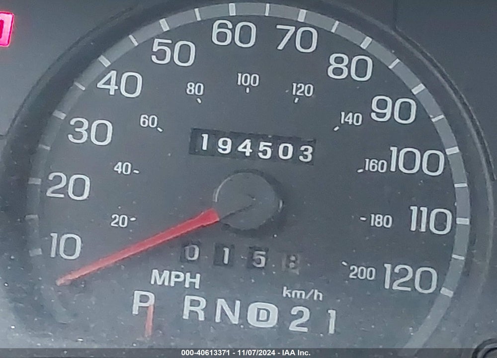 2001 FORD CROWN VICTORIA LX VIN: 2FAFP74W51X133911