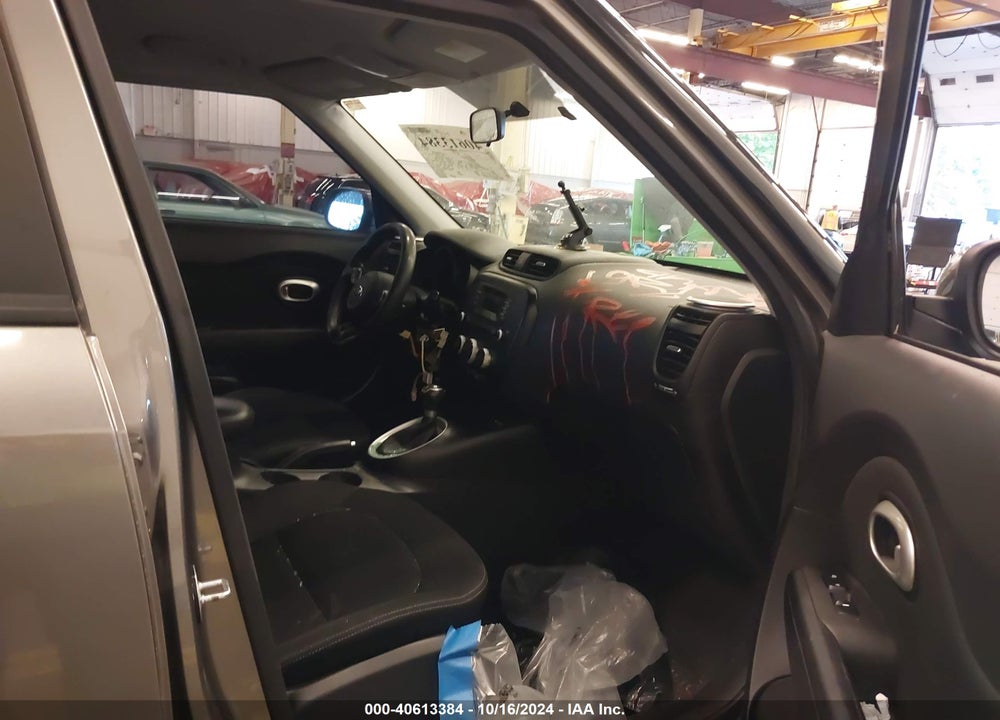 2016 KIA SOUL VIN: KNDJN2A21G7339871