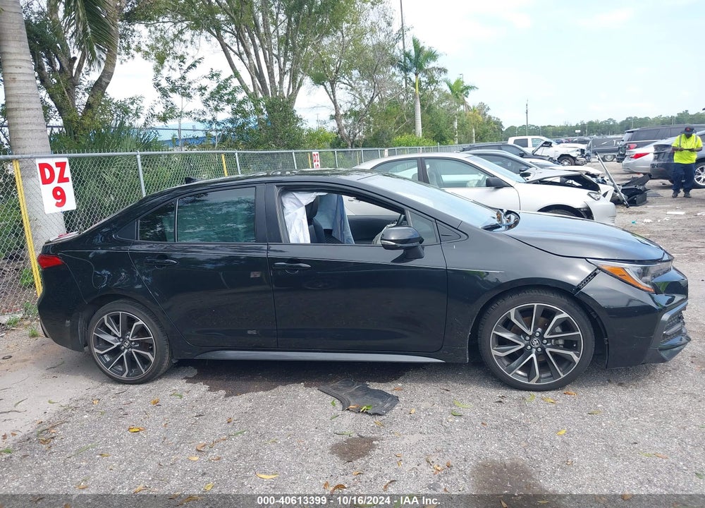 2022 TOYOTA COROLLA XSE VIN: JTDT4MCE2NJ096618