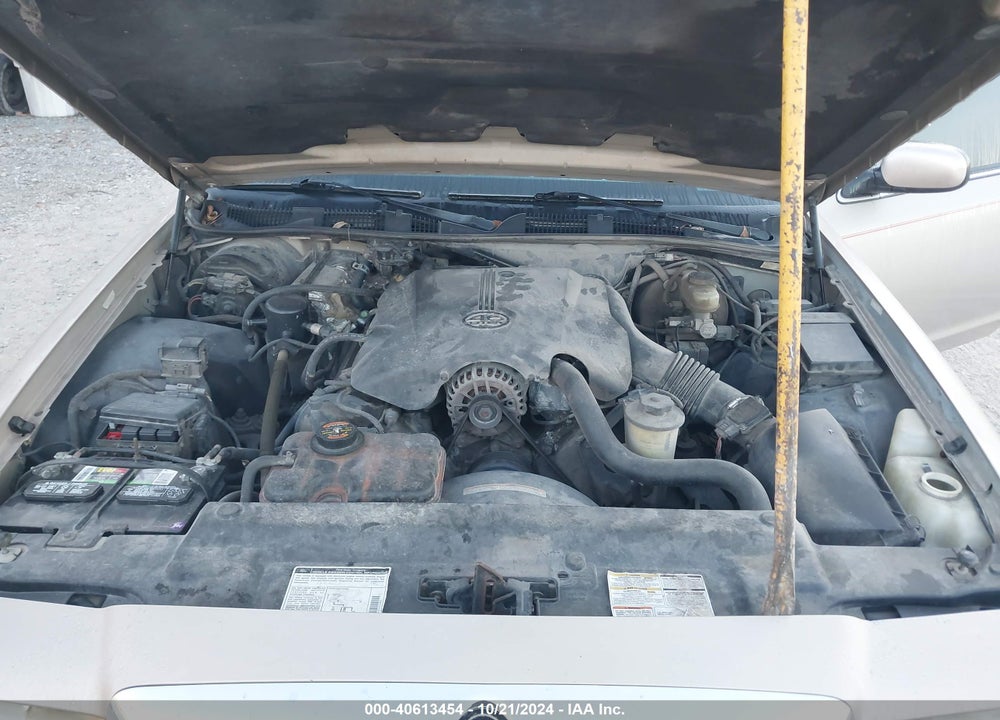 1998 MERCURY GRAND MARQUIS VIN: 2MEFM75W9WX688237