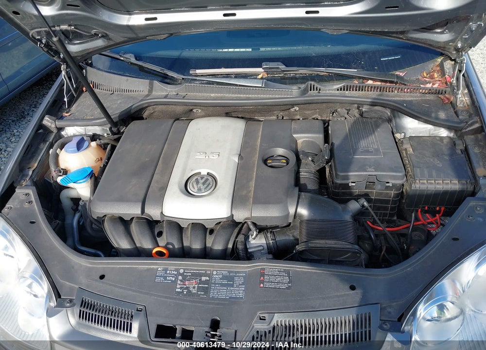 2007 VOLKSWAGEN RABBIT 2-DOOR VIN: WVWAR71K37W175479