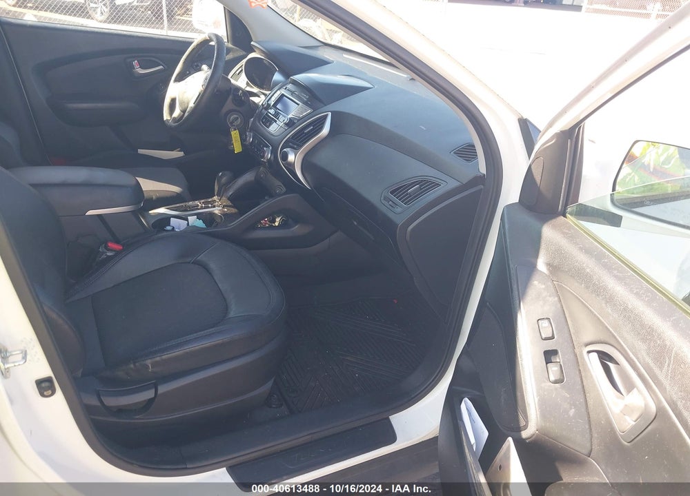 2013 HYUNDAI TUCSON GLS VIN: KM8JU3AC2DU658450