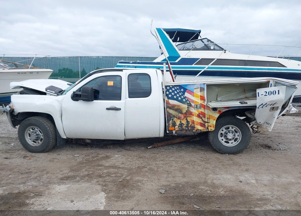 2009 CHEVROLET SILVERADO 2500HD WORK TRUCK VIN: 1GBHC49KX9E123802