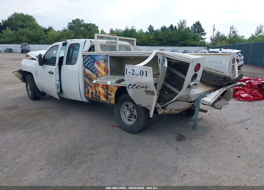 2009 CHEVROLET SILVERADO 2500HD WORK TRUCK VIN: 1GBHC49KX9E123802