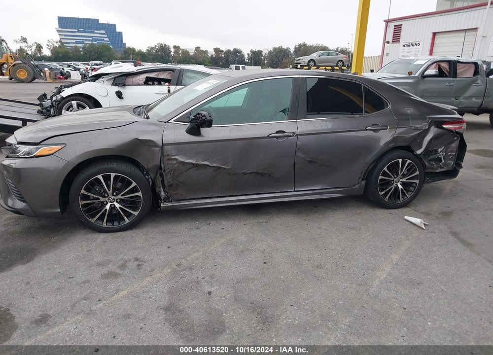 2020 TOYOTA CAMRY SE VIN: 4T1G11AK2LU503779