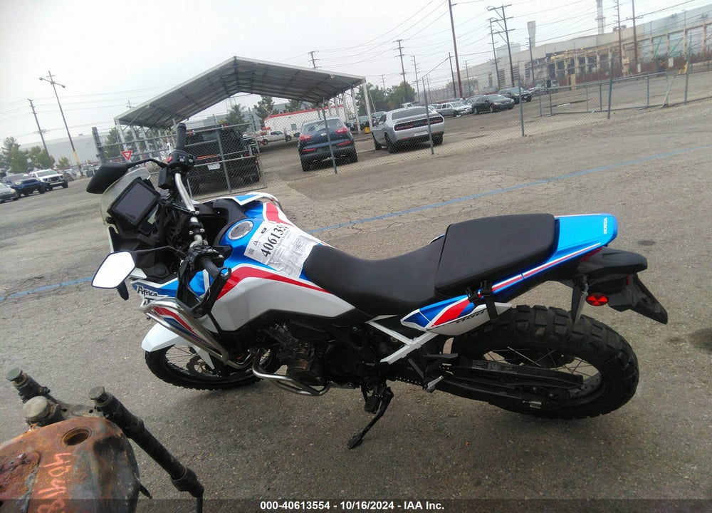 2021 HONDA CRF1100 D VIN: JH2SD1009MK100389