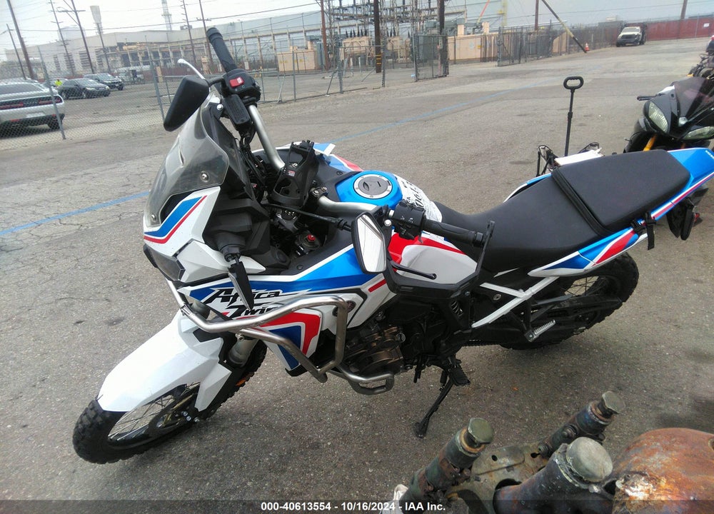 2021 HONDA CRF1100 D VIN: JH2SD1009MK100389
