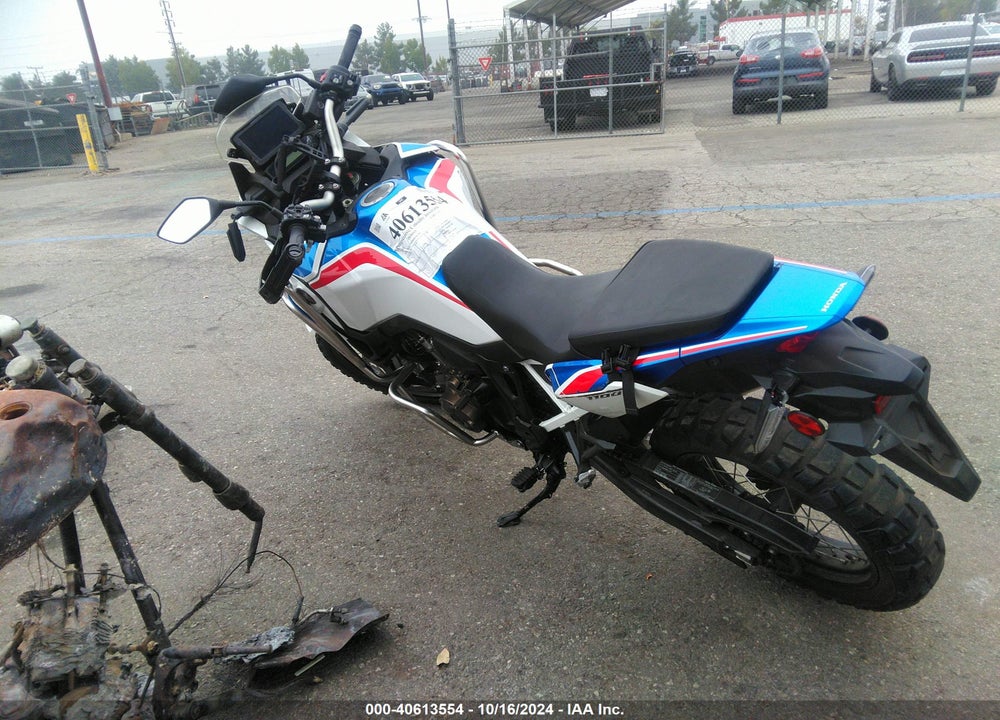 2021 HONDA CRF1100 D VIN: JH2SD1009MK100389